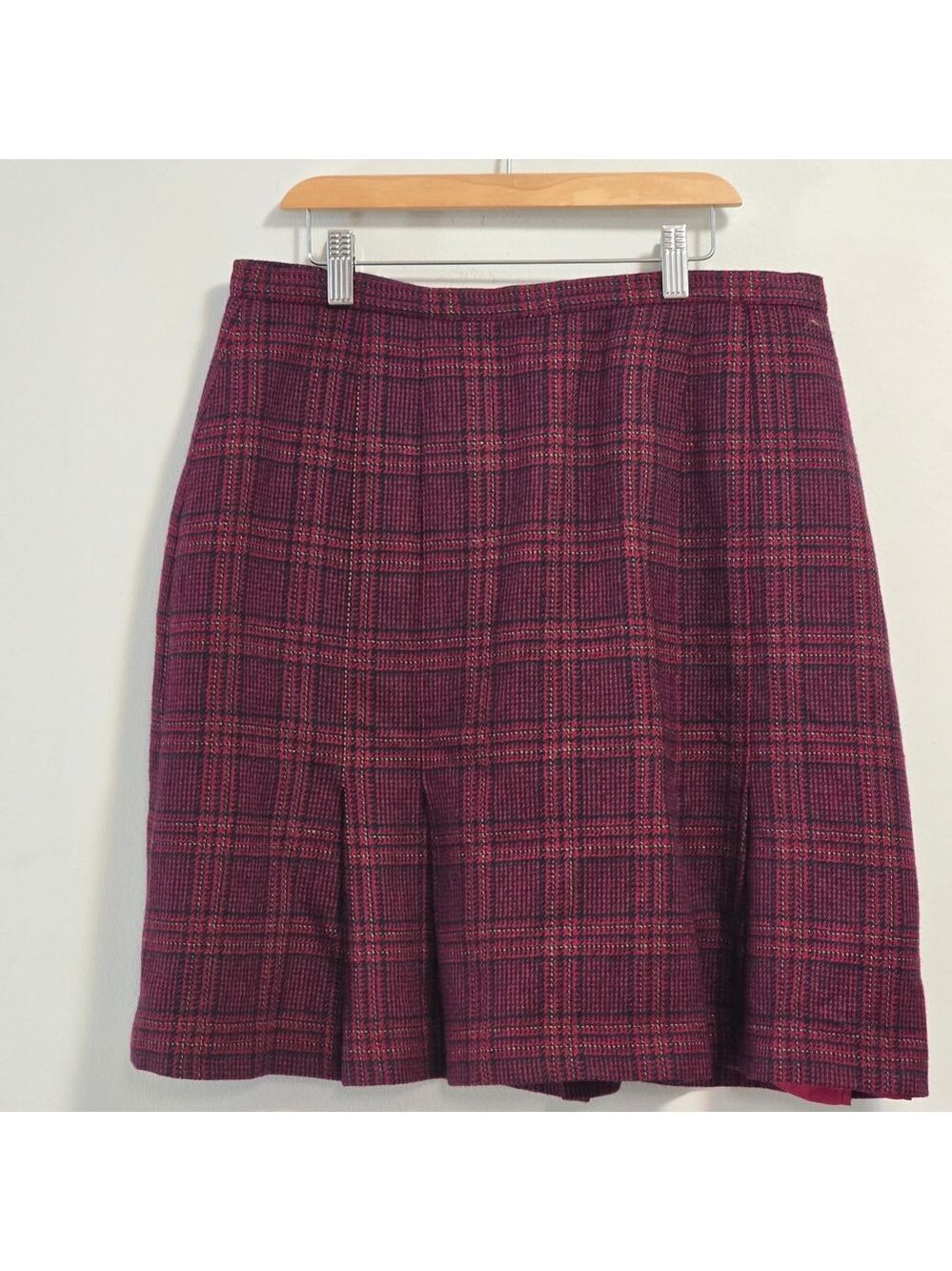 Vintage Jeremy Scott Braemar Petites Burgundy Plaid A-Line Pleated Mini Skirt